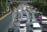 Featured image for Beach Traffic Jams: Avoiding Crowded Roads